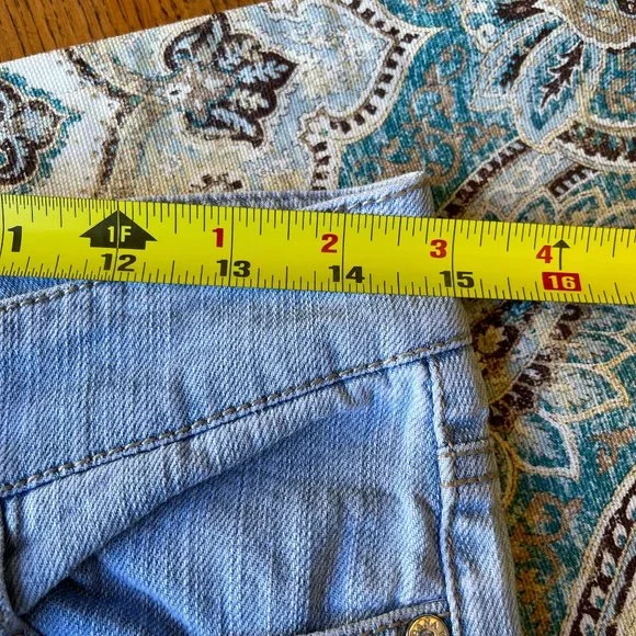 Dana Buchman Straight black label jeans light wash slight taper ankle size 6 - Picture 6 of 15